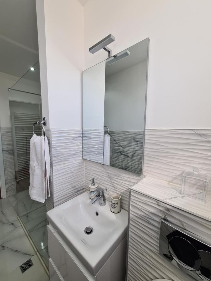 The Best Apartment Hunedoara Zewnętrze zdjęcie