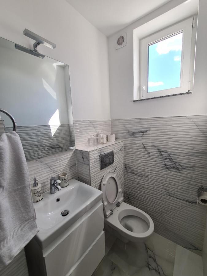 The Best Apartment Hunedoara Zewnętrze zdjęcie