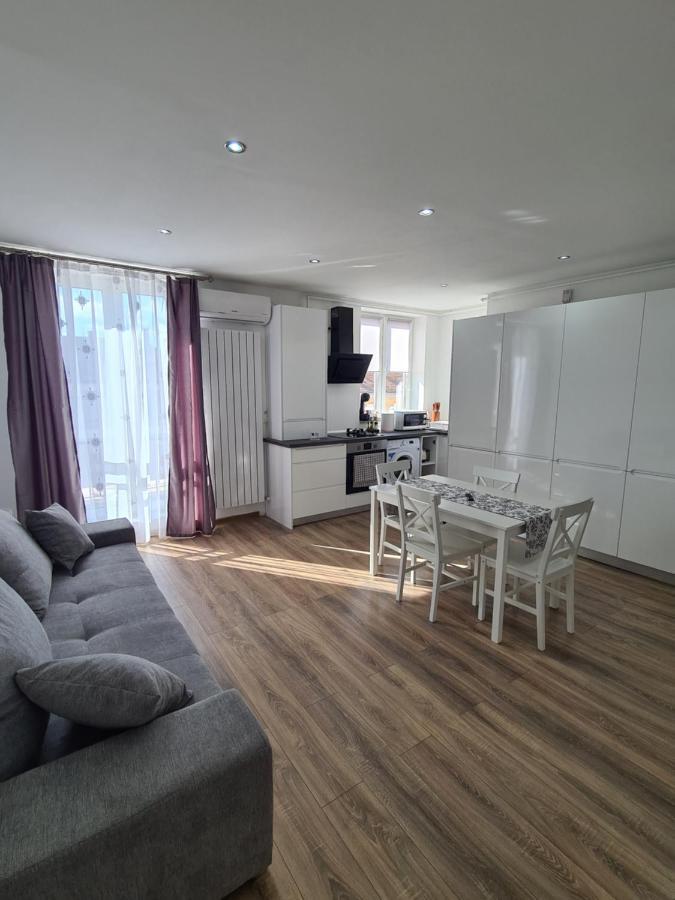 The Best Apartment Hunedoara Zewnętrze zdjęcie